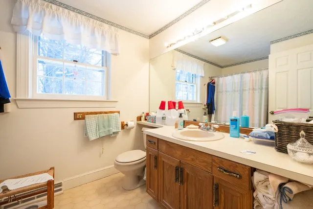 $399,000 | 232 Winding Pond Road, Londonderry, NH 03053