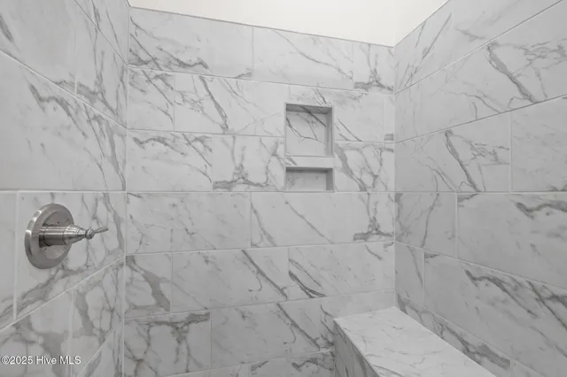 $609,900 | 160 Freedom Park Road, Beaufort, NC 28516