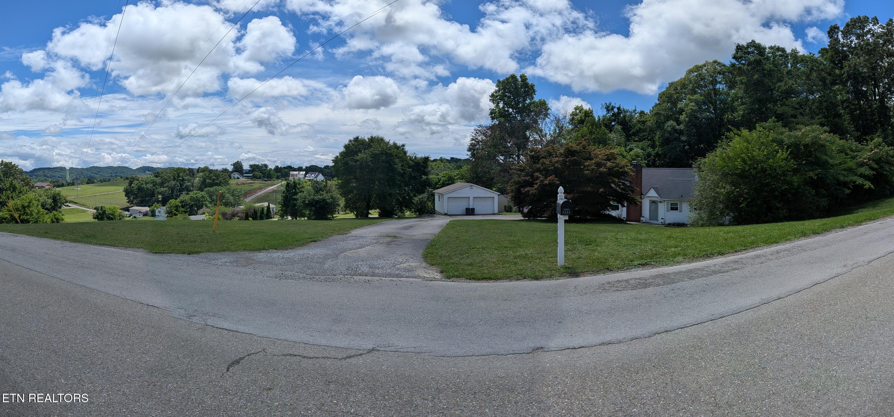 8135 Harmon Road Powell, TN 37849 - Photo 32 of 32 HarmonRd_31_Exterior4