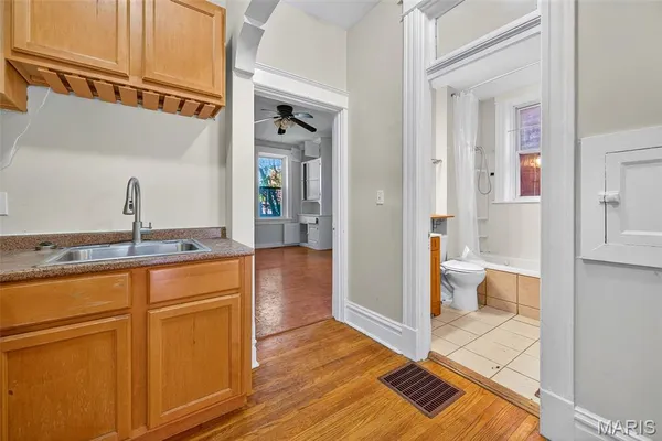 $430,000 | 3537 Giles Avenue, Unit 3537, St. Louis, MO 63116