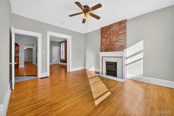 $430,000 | 3537 Giles Avenue, Unit 3537, St. Louis, MO 63116