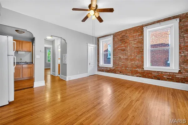 $430,000 | 3537 Giles Avenue, Unit 3537, St. Louis, MO 63116