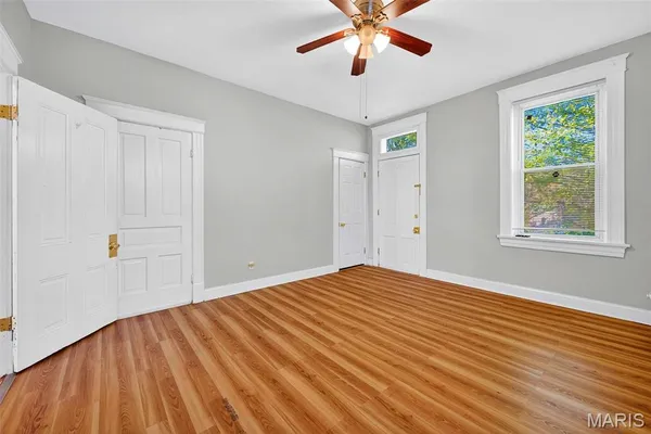 $430,000 | 3537 Giles Avenue, Unit 3537, St. Louis, MO 63116