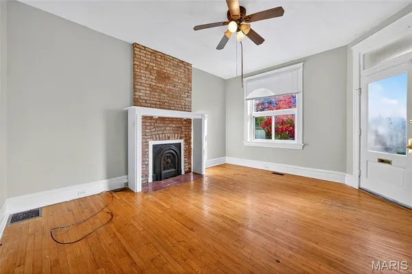 $430,000 | 3537 Giles Avenue, Unit 3537, St. Louis, MO 63116