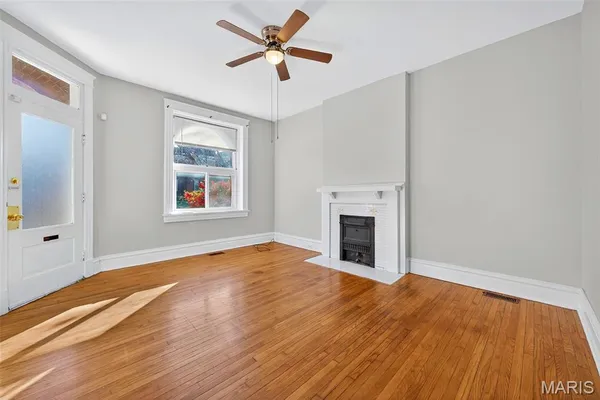 $430,000 | 3537 Giles Avenue, Unit 3537, St. Louis, MO 63116