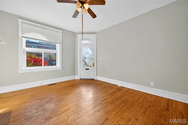 $430,000 | 3537 Giles Avenue, Unit 3537, St. Louis, MO 63116