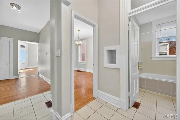 $430,000 | 3537 Giles Avenue, Unit 3537, St. Louis, MO 63116