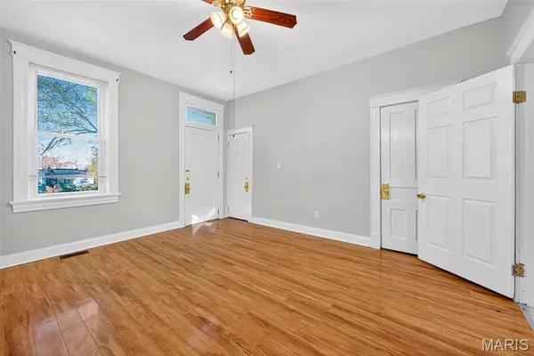 $430,000 | 3537 Giles Avenue, Unit 3537, St. Louis, MO 63116