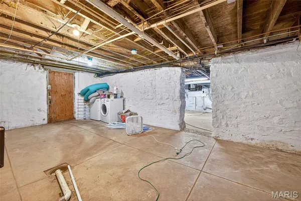 $430,000 | 3537 Giles Avenue, Unit 3537, St. Louis, MO 63116