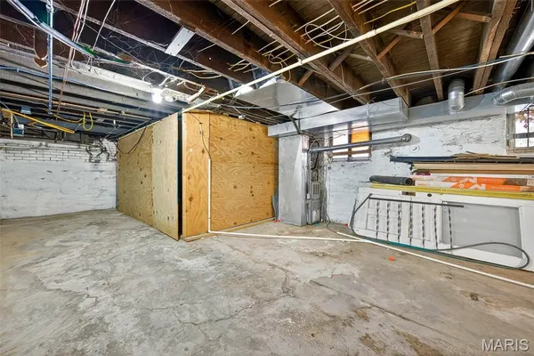 $430,000 | 3537 Giles Avenue, Unit 3537, St. Louis, MO 63116