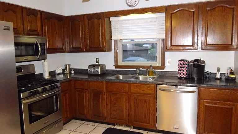 3233 Atlanta Court Portage, IN 46368 - Photo 6 of 10 767x432