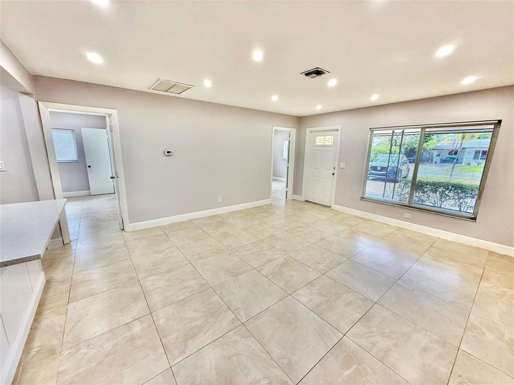 2210 Northeast 54th Street, Unit W Fort Lauderdale, FL 33308 - Photo 8 of 21 a view of an empty room