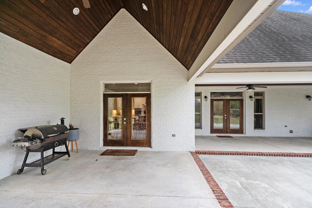 1335 Strong Road Ashford, AL 36312 - Photo 58 of 95 covered porch