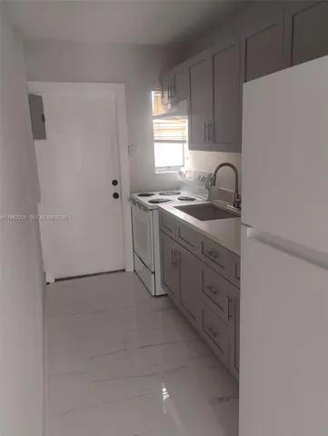 $305,000 | 908 Southwest Ave D, Belle Glade, FL 33430