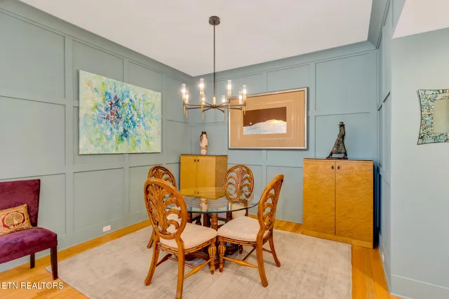 $969,900 | 1801 River Breeze Drive, Soddy Daisy, TN 37379