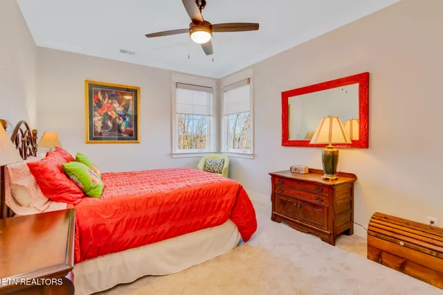 $969,900 | 1801 River Breeze Drive, Soddy Daisy, TN 37379