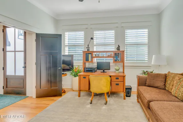 $969,900 | 1801 River Breeze Drive, Soddy Daisy, TN 37379