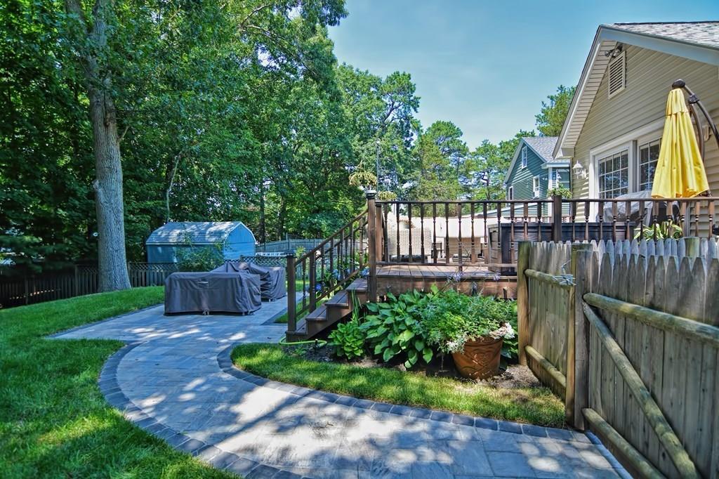 50 MacArthur Road Stoneham, MA 02180 - Photo 5 of 39 Gallery Image 5