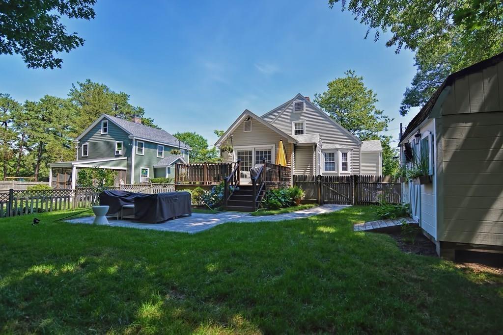 50 MacArthur Road Stoneham, MA 02180 - Photo 8 of 39 Gallery Image 8