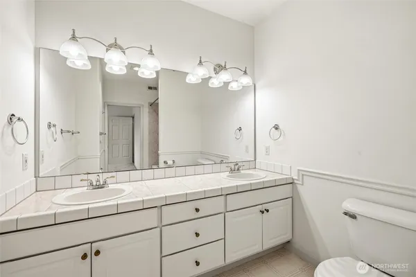 $380,000 | 2420 Grand Avenue, Unit 303, Everett, WA 98201