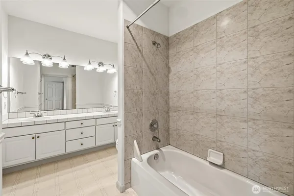 $380,000 | 2420 Grand Avenue, Unit 303, Everett, WA 98201