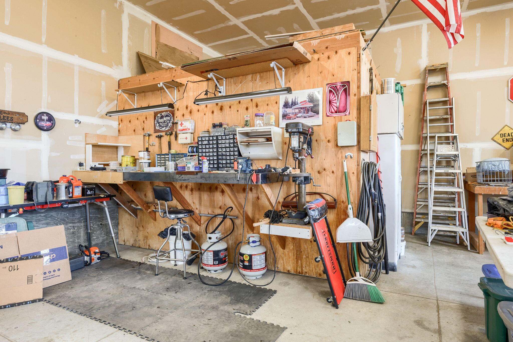 1011 Wren Ridge Drive Eagle Point, OR 97524 - Photo 86 of 89 RV Garage-Shop - Interior - Separate Septic System for shop and RV Dump.