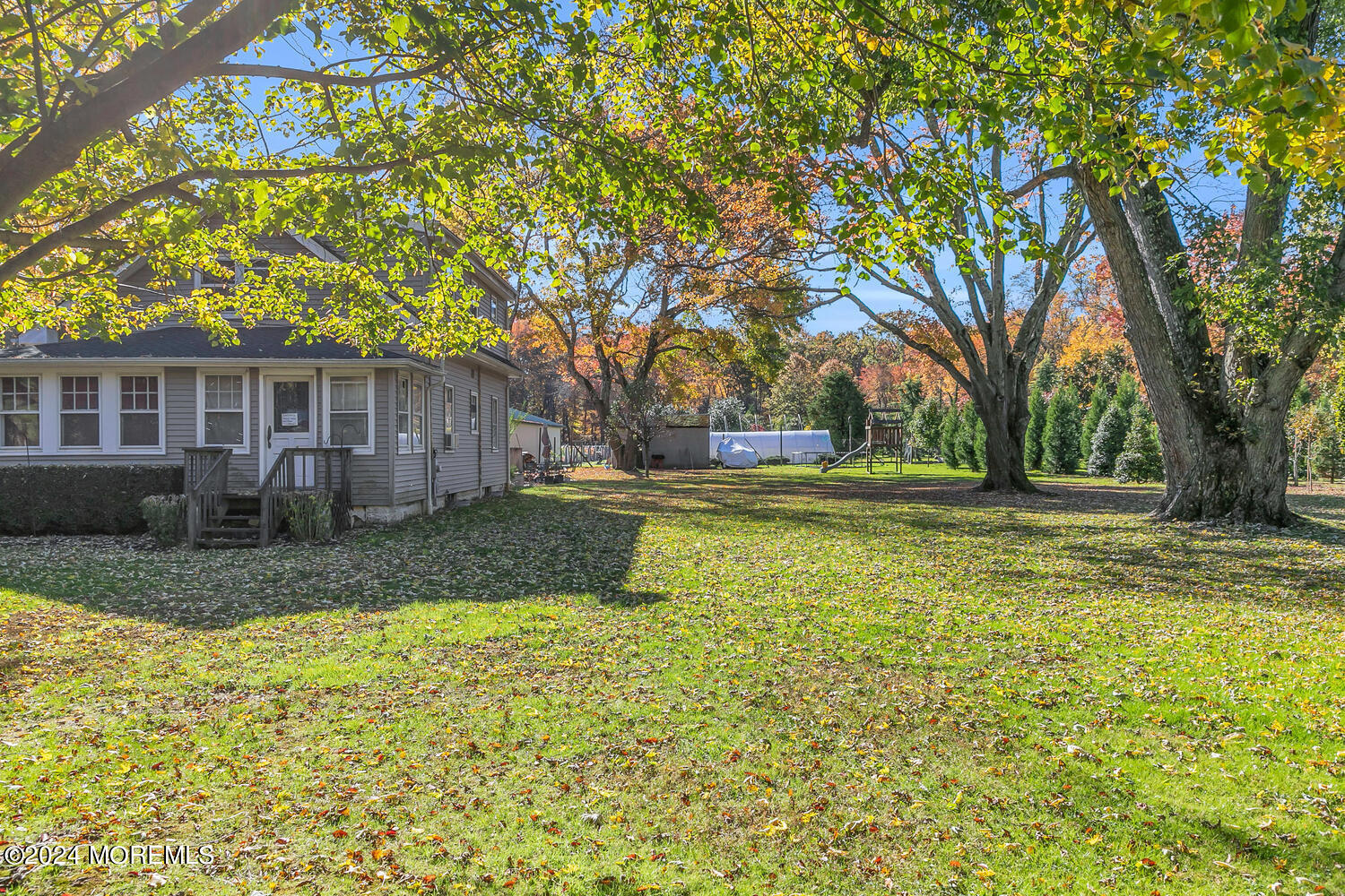 460 Brickyard Road Freehold, NJ 07728 - Photo 4 of 16 460 Brickyard Road Hous