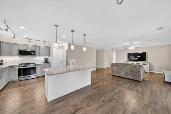 $384,000 | 1846 Kildare Drive, Redding, CA 96001