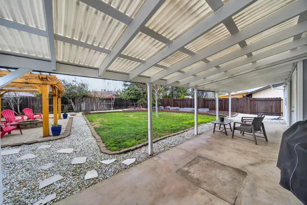 $384,000 | 1846 Kildare Drive, Redding, CA 96001