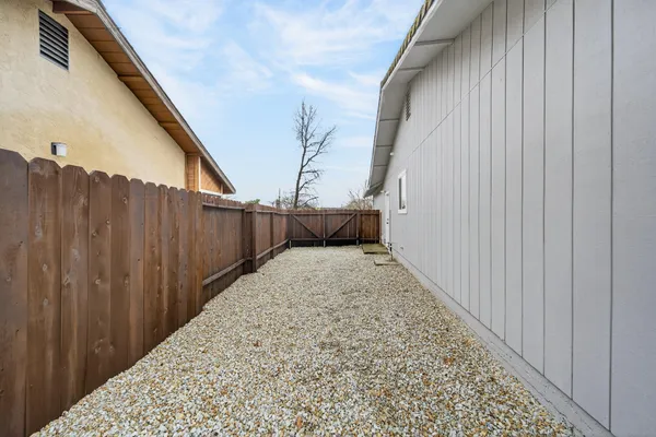 $384,000 | 1846 Kildare Drive, Redding, CA 96001