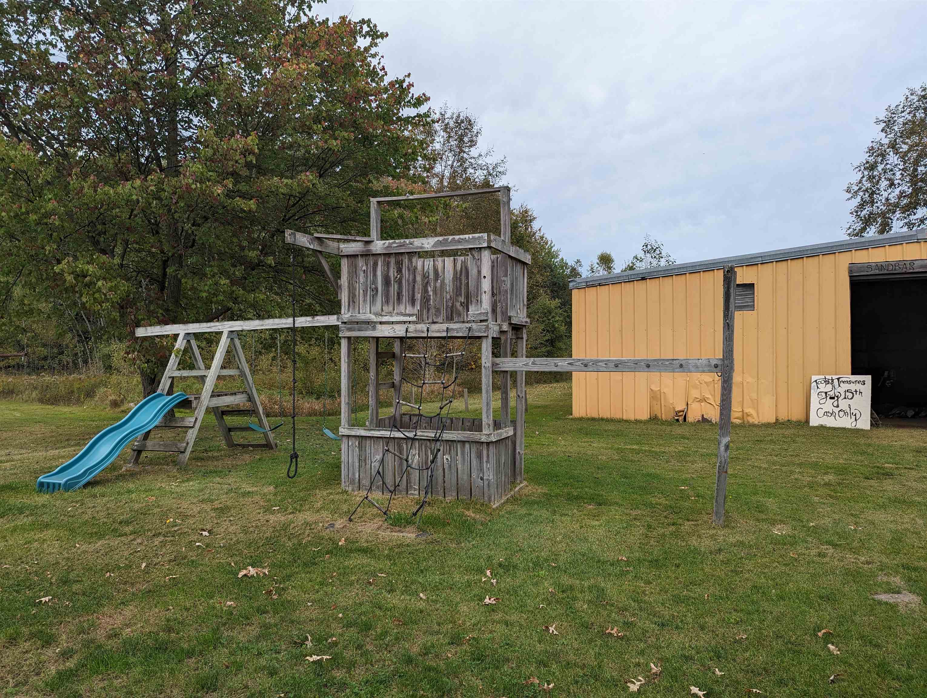 10281 East Pickard Road Mount Pleasant, MI 48858 - Photo 8 of 24