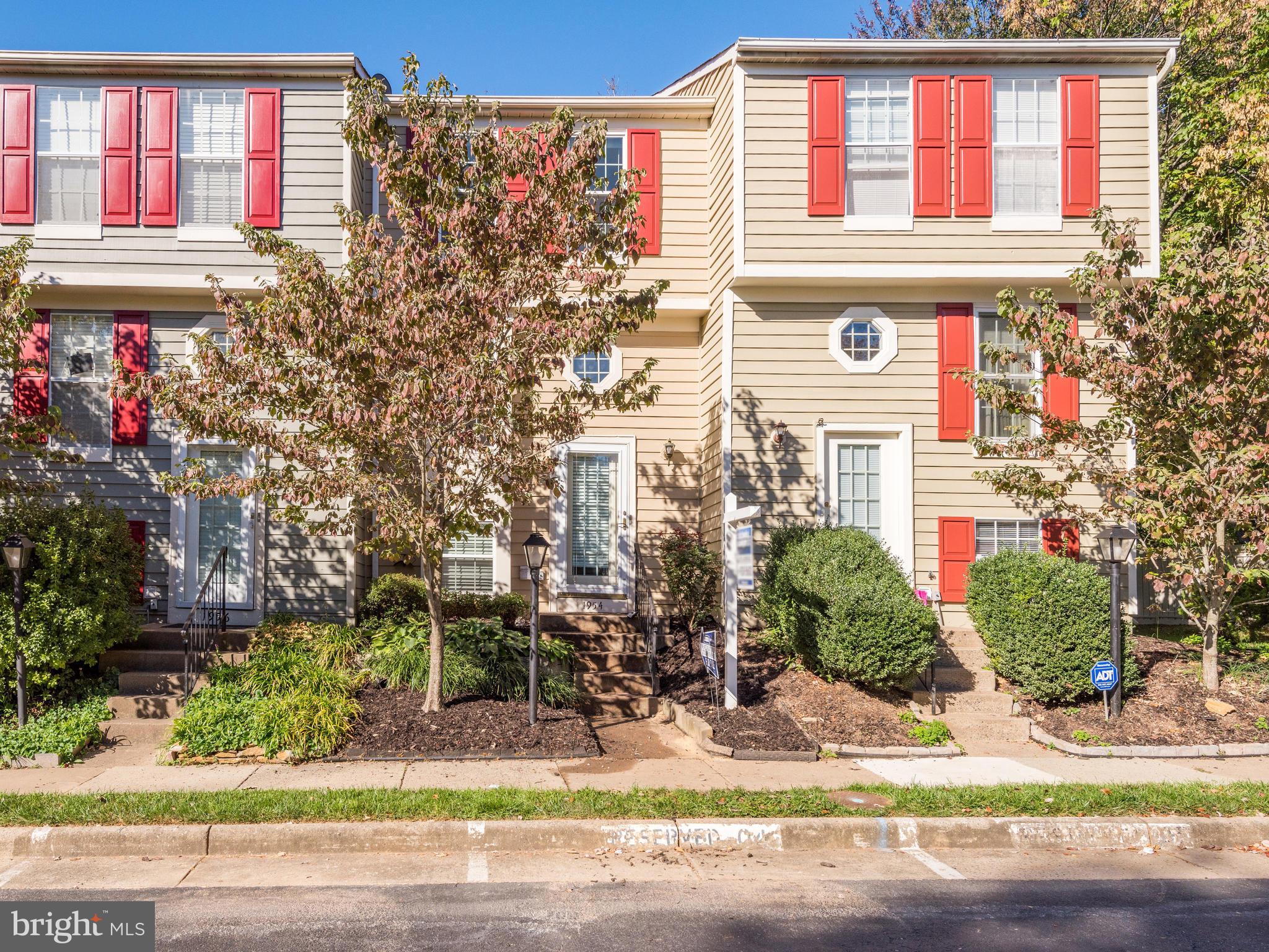 1954 Belmont Ridge Court Reston, VA 20191 - Photo 1 of 23 Exterior (Front)