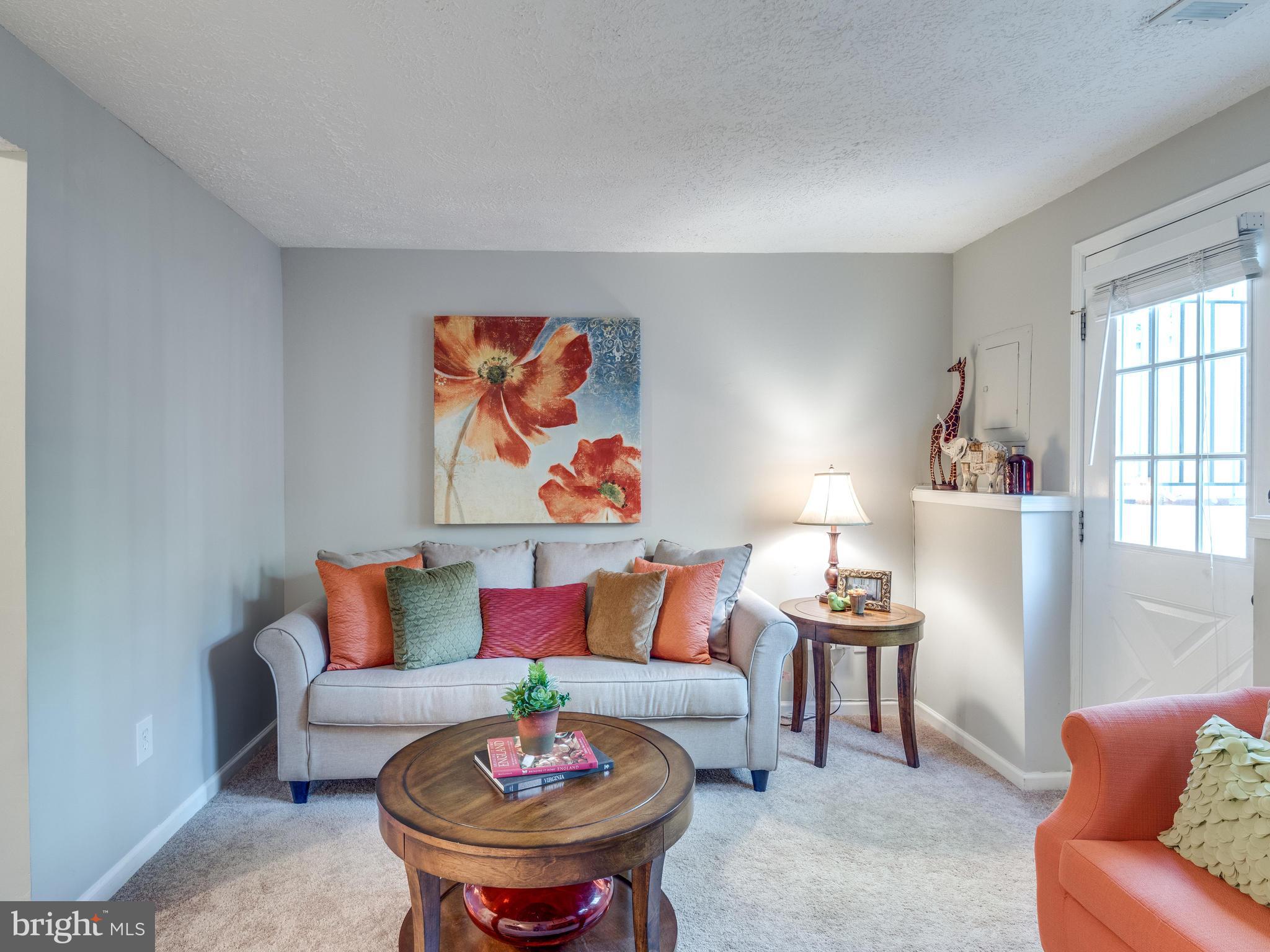 1954 Belmont Ridge Court Reston, VA 20191 - Photo 19 of 23 Lots of light