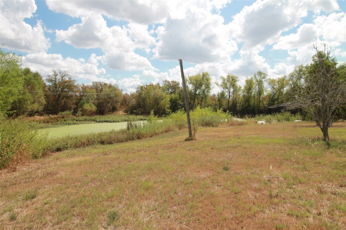 1875 County Road 466 Elgin, TX 78621 - Photo 6 of 11