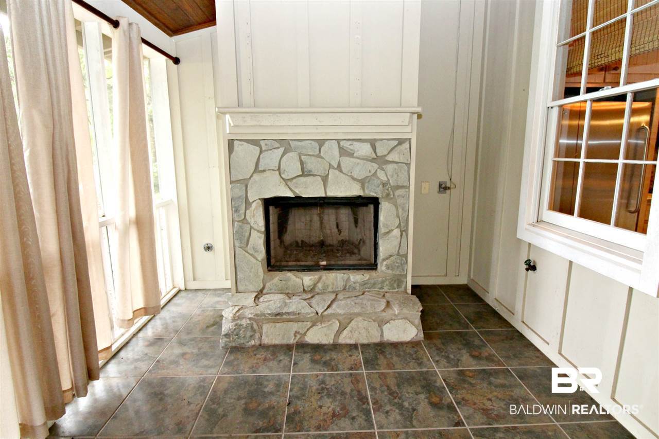 17336 Cabin Road Loxley, AL 36551 - Photo 13 of 37