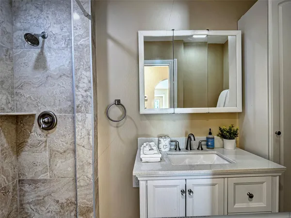 $5,500 | 141 Rutland Boulevard, West Palm Beach, FL 33405