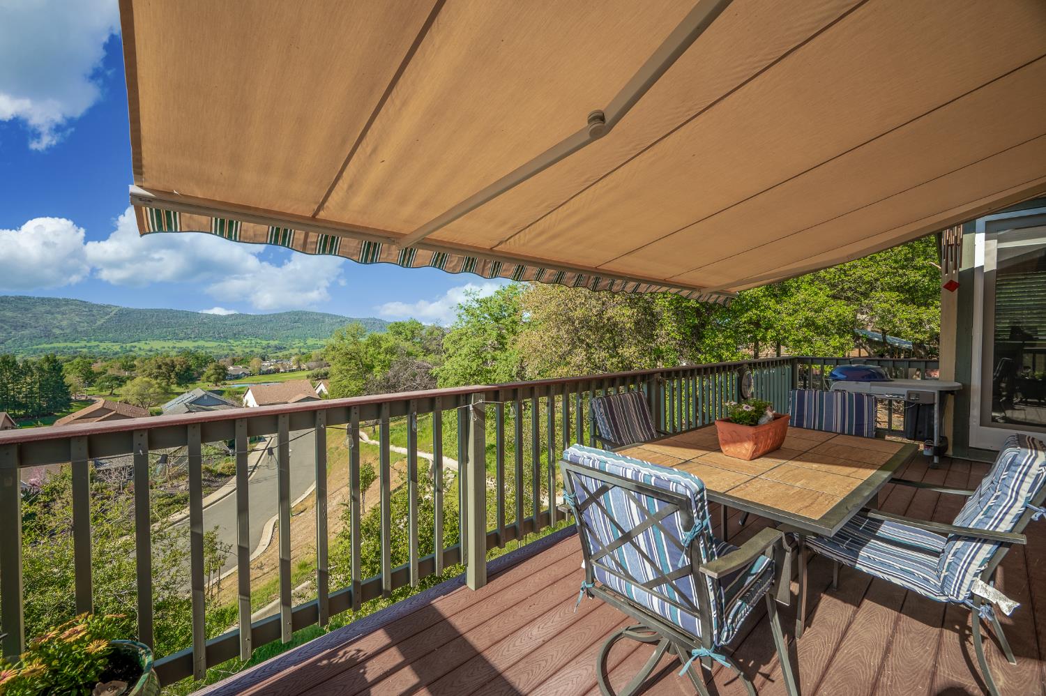 401 McCauley Ranch Road Angels Camp, CA 95222 - Photo 50 of 57 a view of a patio with wooden floor