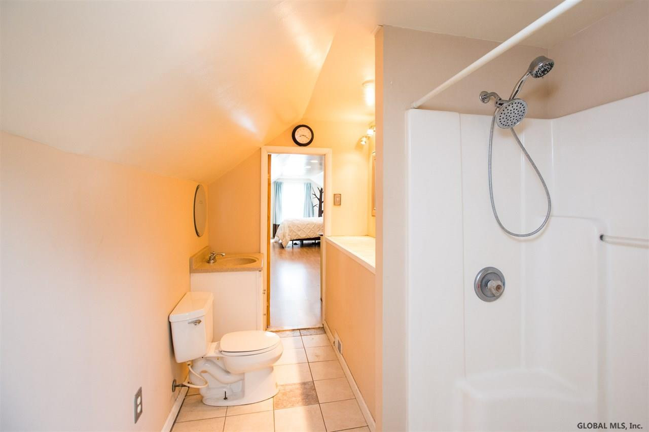 16 Robinhood Road Albany, NY 12203 - Photo 17 of 21 Photo 17