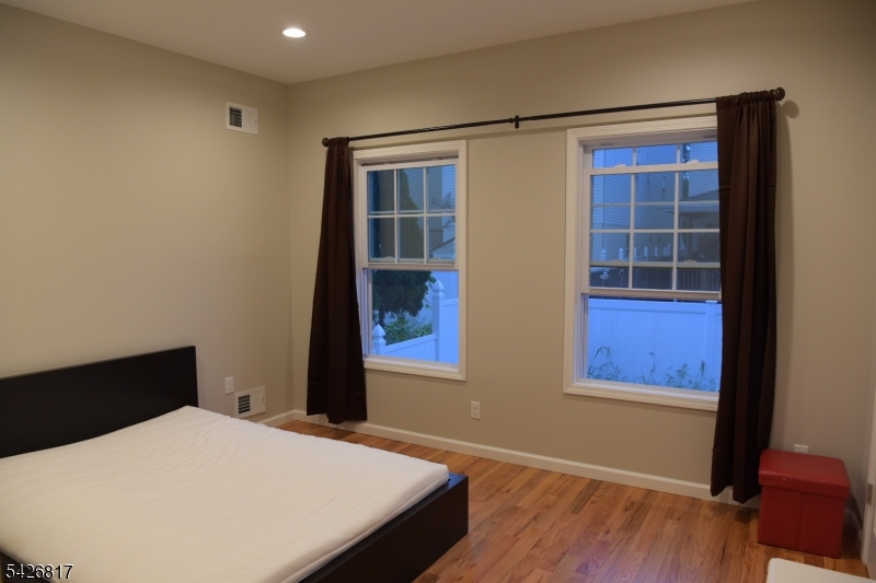28 Davis Street Harrison, NJ 07029 - Photo 22 of 23