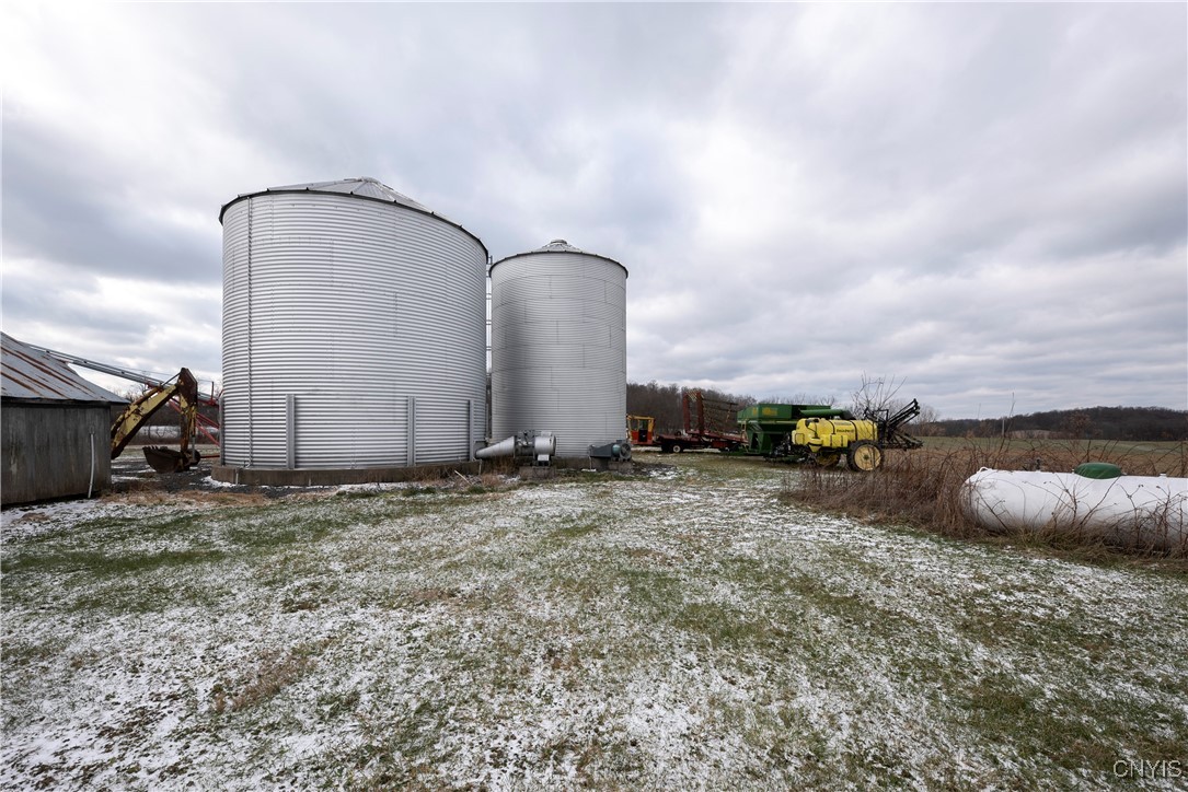 7567 Beach Road Montezuma, NY 13021 - Photo 12 of 30