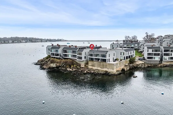 $1,175,000 | 15 Skinners Path, Unit 15, Marblehead, MA 01945