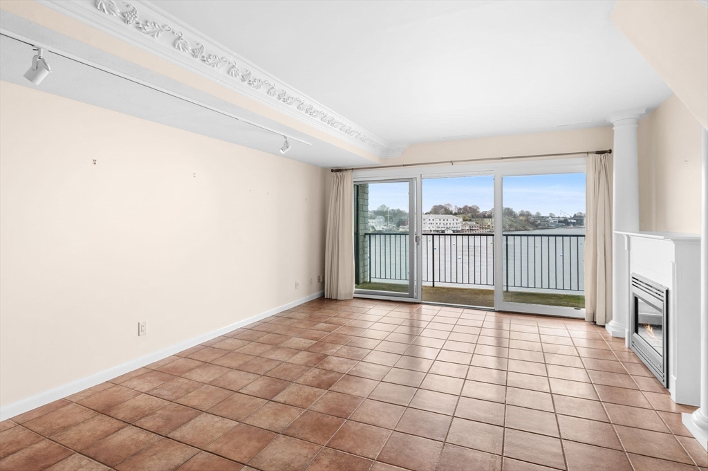 15 Skinners Path Marblehead, MA 01945 - Photo 13 of 34