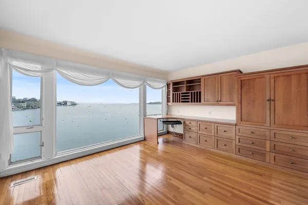 $1,175,000 | 15 Skinners Path, Unit 15, Marblehead, MA 01945