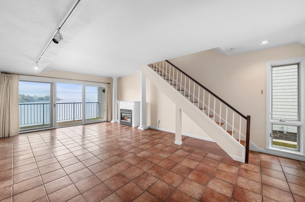 15 Skinners Path Marblehead, MA 01945 - Photo 8 of 34