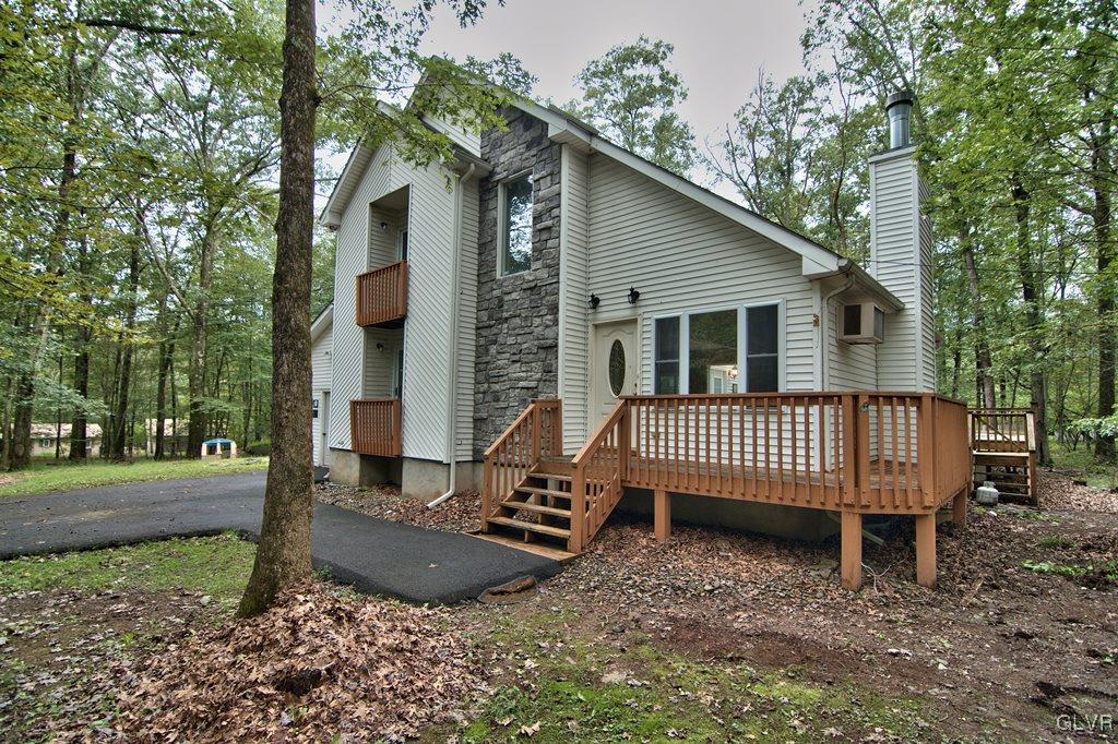 137 White Face Road Henryville, PA 18332 - Photo 3 of 49 Gallery Image 3