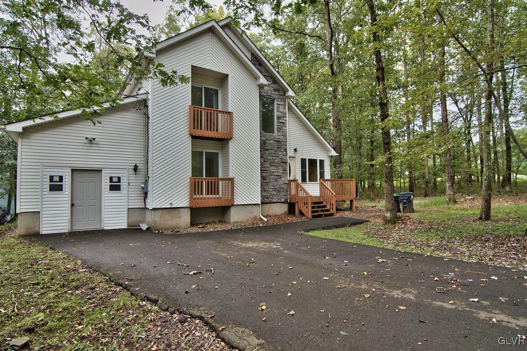 137 White Face Road Henryville, PA 18332 - Photo 6 of 49 Gallery Image 6