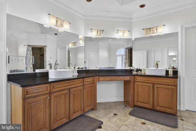 $1,699,000 | 15145 Lees Crossing Lane, Leesburg, VA 20176