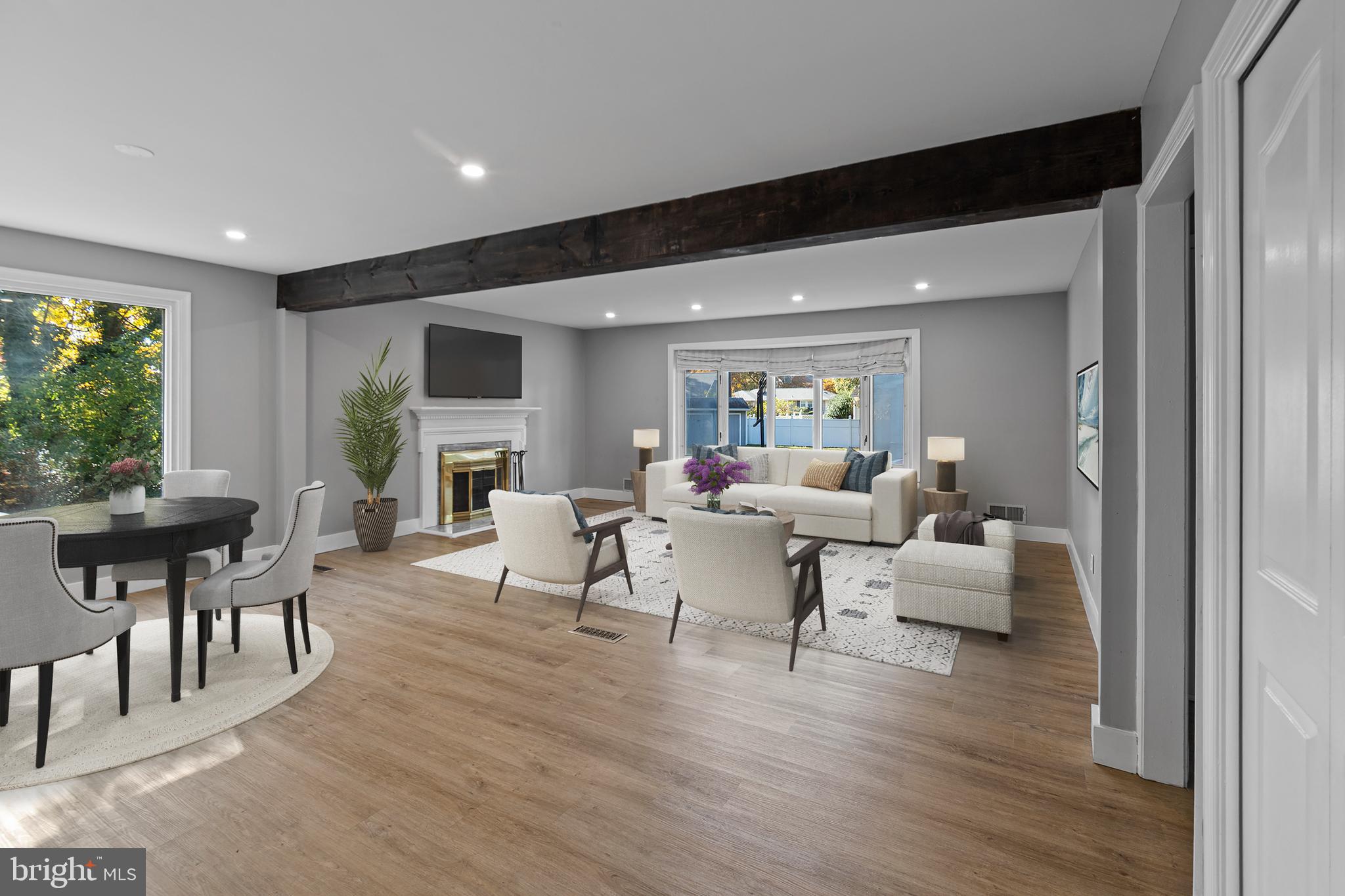 9 Robinson Road Severna Park, MD 21146 - Photo 3 of 51 a living room with furniture and a wooden floor