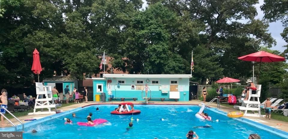 9 Robinson Road Severna Park, MD 21146 - Photo 48 of 51 an outdoor space with furniture