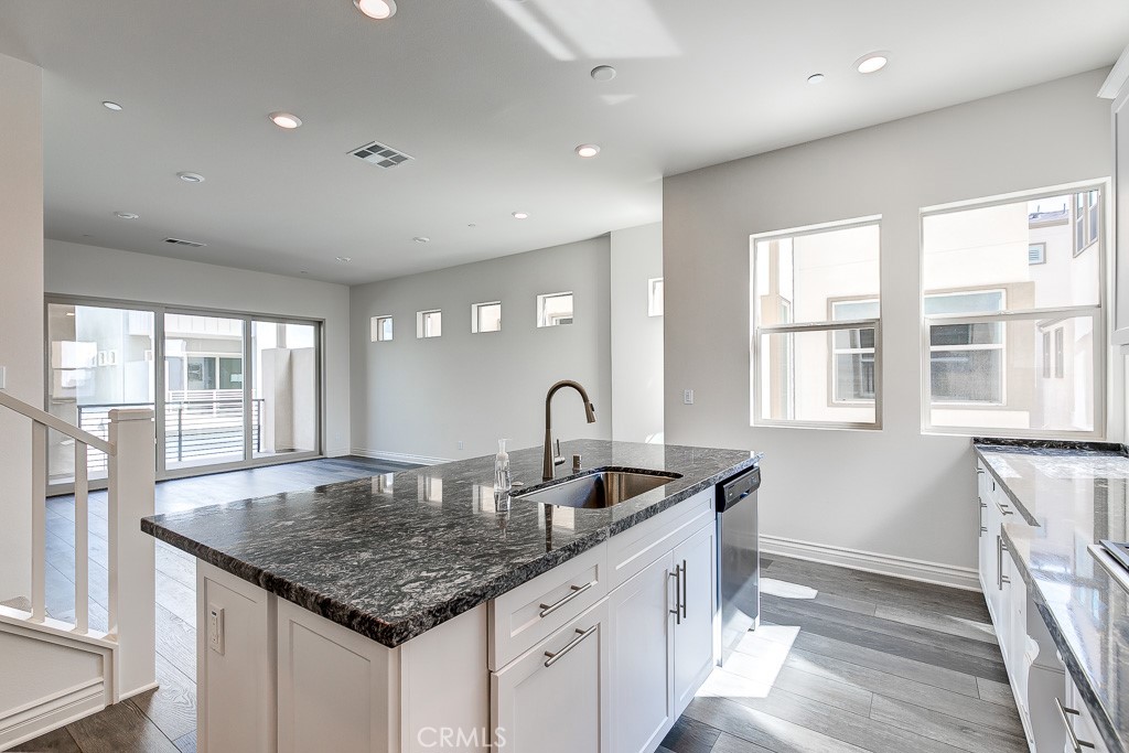 791 Benchmark Irvine, CA 92618 - Photo 13 of 33